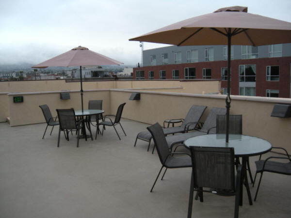 Rooftop lounge and BBQ area at LaSalle Lofts.