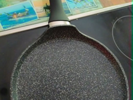 Les dangers des poêles Tefal : ce qu’il faut savoir et les alternatives plus saines