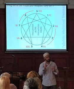 45572580_2126193820737617_456810556939042816_o_