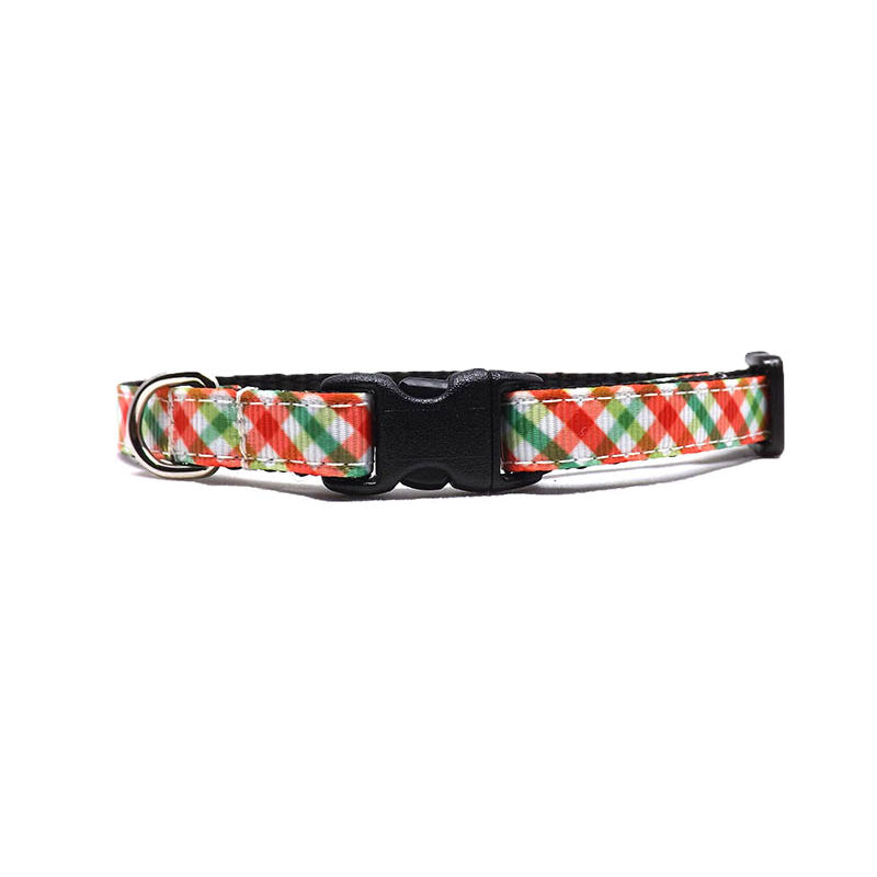 Cat Collar - 'The Christmas Criss Cross' - Plaid Christmas Breakaway Collar