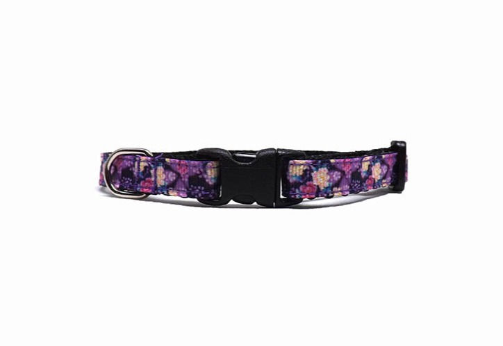 little purple flower cat collar front view