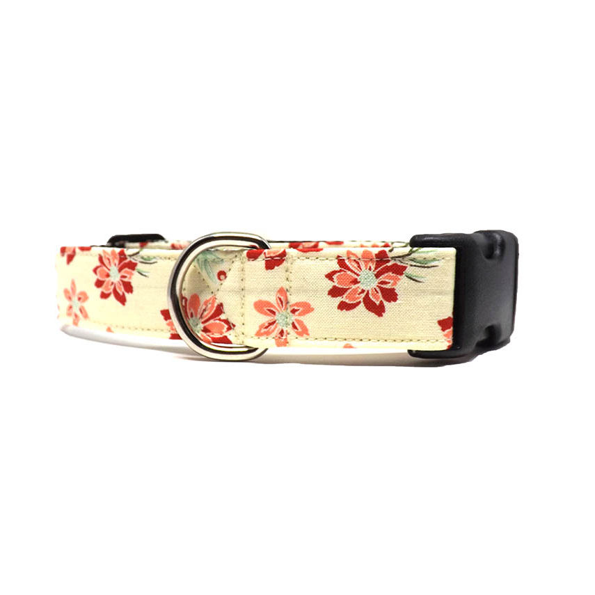 Dog Collar - 'Festive Poinsettias - Light Yellow' - Red & Coral Christmas Design