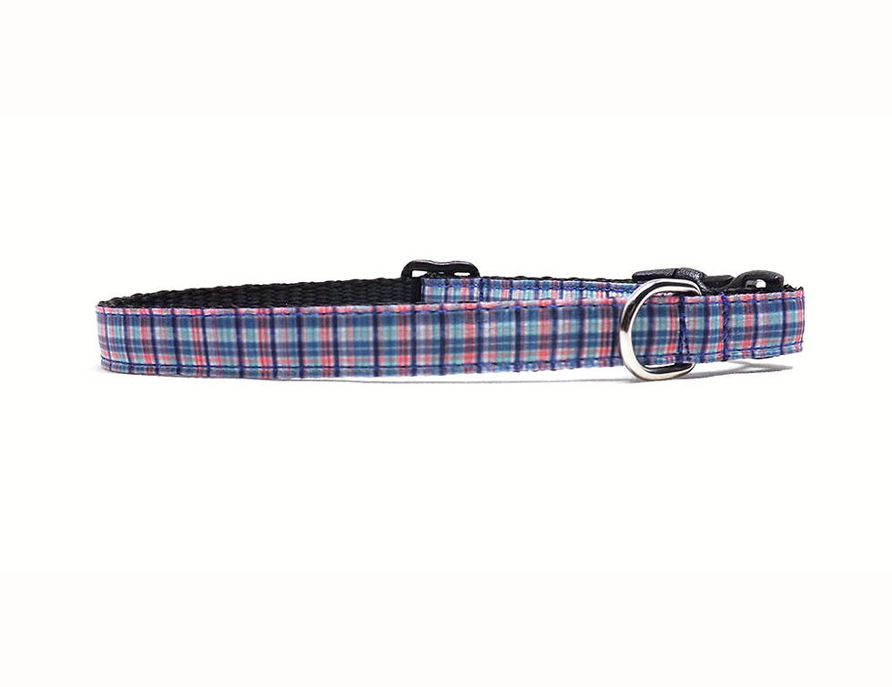 plaid cat collar side view