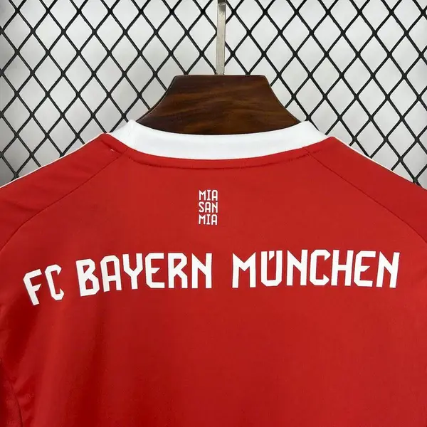 Thumbnail: Bayern Munich Home 2025-26 - Stadium/Master Jersey