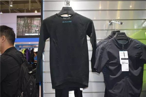 禧玛诺2017亚洲自行车展展台-骑行服