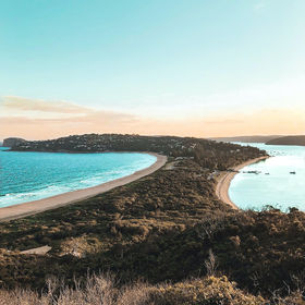 Top 5 Best Beaches in Sydney to Foil Surf