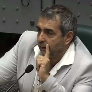 Ex Presidente de la Junta Departamental de Maldonado fue formalizado con arresto domiciliario total 