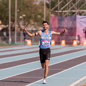 El atleta uruguayo Santiago Catrofe ganó la medalla de oro en los 10.000 metros en los Juegos Odesur 