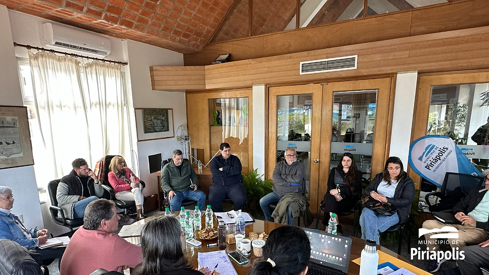 El pasado 30 de octubre, el alcalde René Graña y concejales se reunieron con el presidente de APROTUR