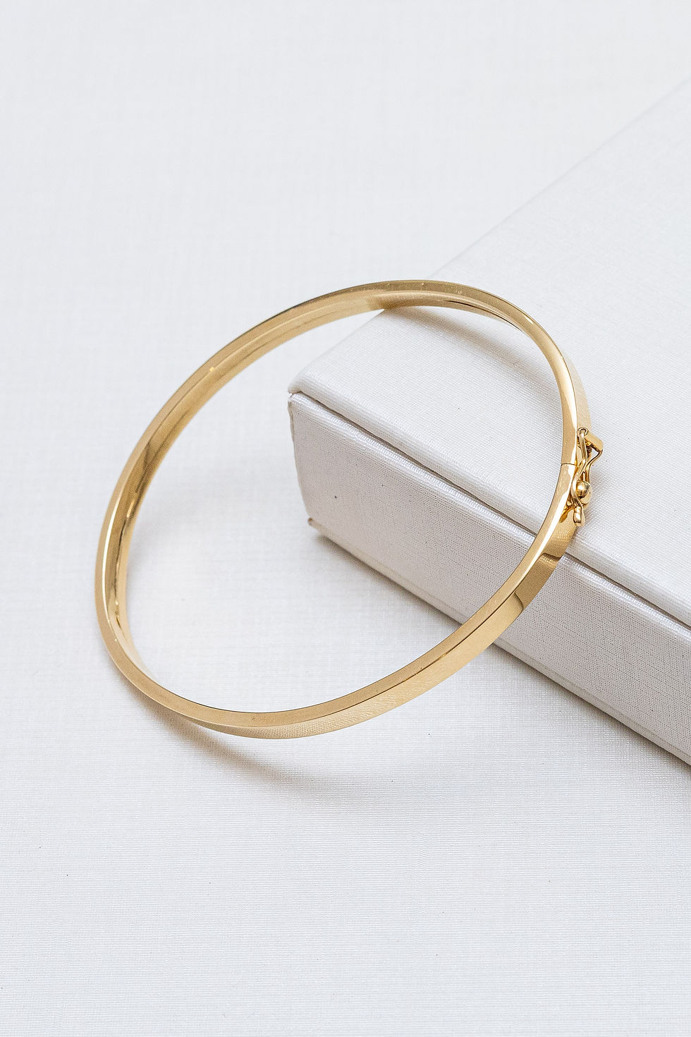 Bracelete Masculino em Ouro 18k Fio Quadrado