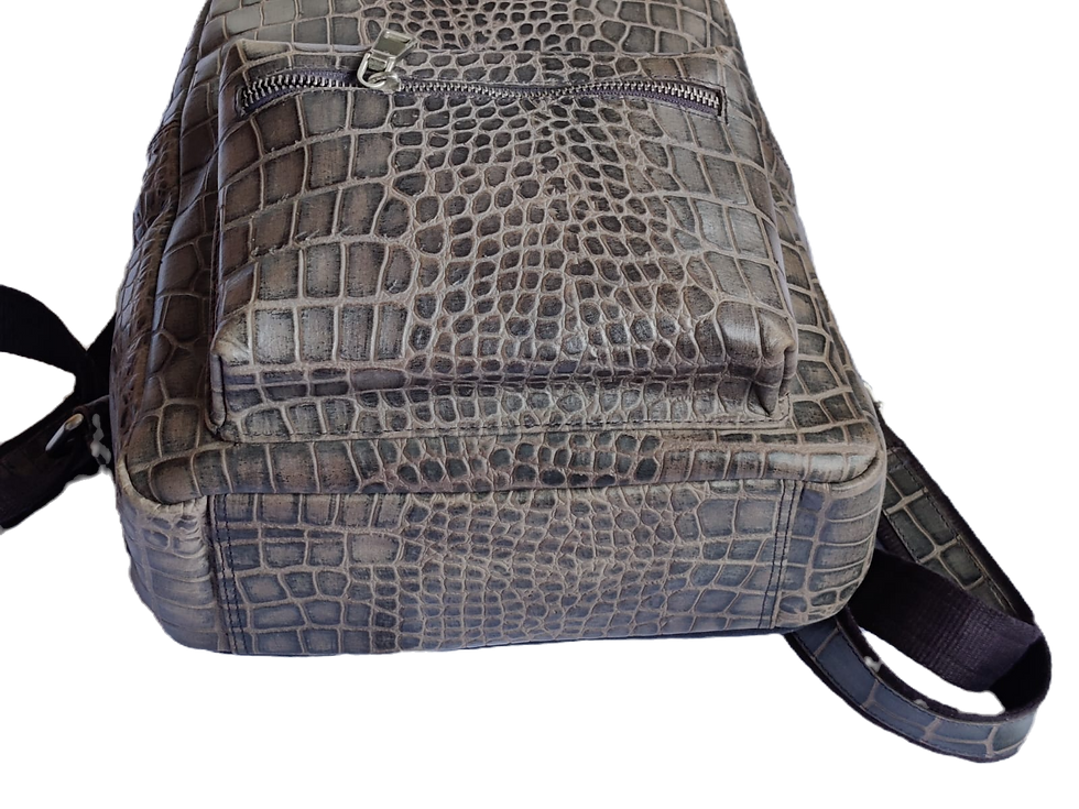 Миниатюра: green leather back pack