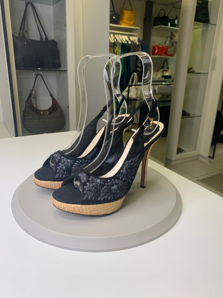 Miniatura: Christian Dior Sandália Plataforma Bordada Preta - 36.5BR