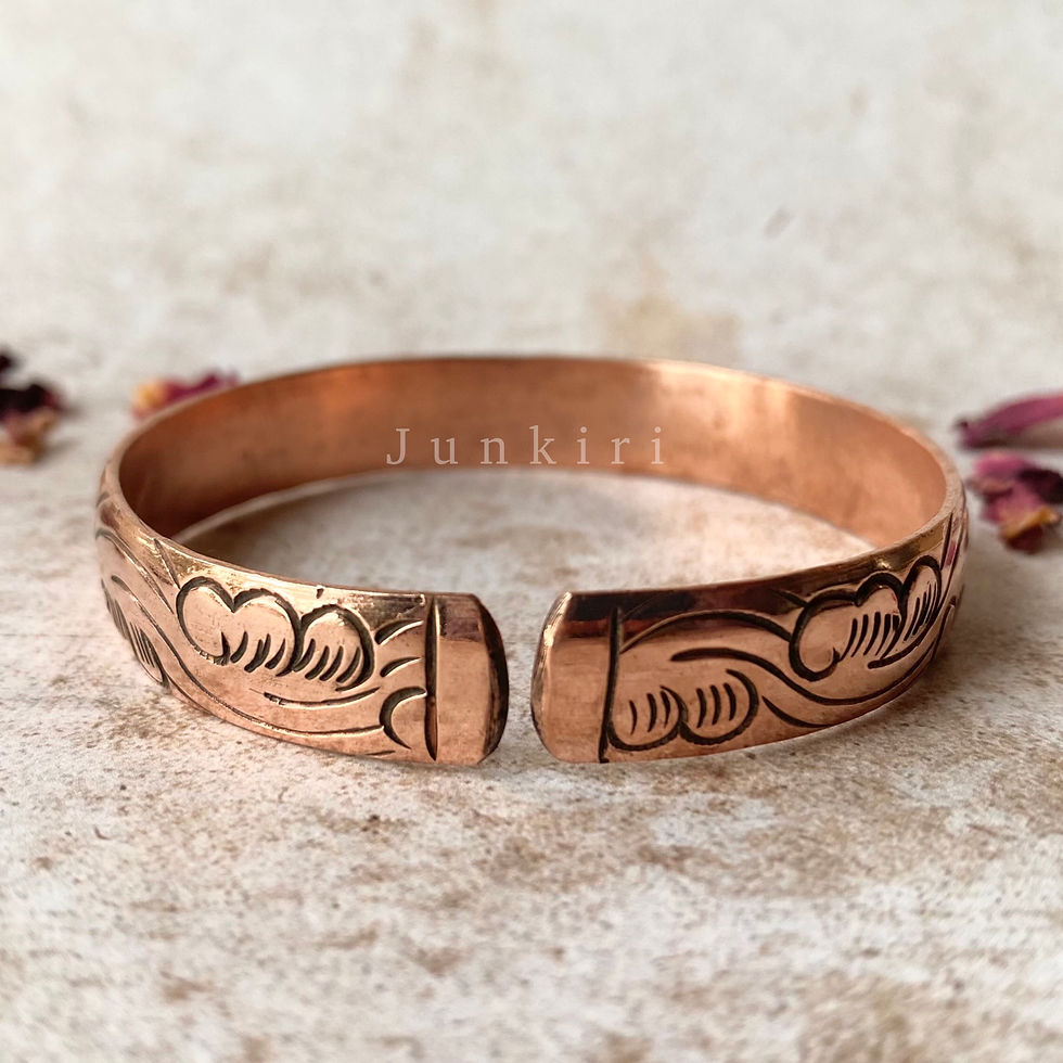 Wind Copper Bracelet Close-up view