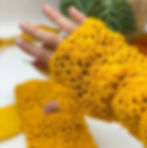 Comfortable woolen gloves, perfect fit.
