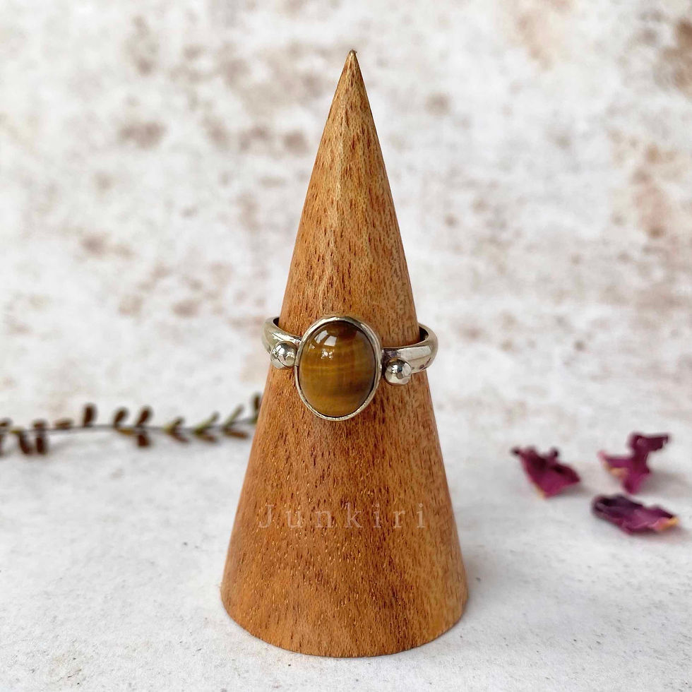 Tiger Eye Oval Ring front view.