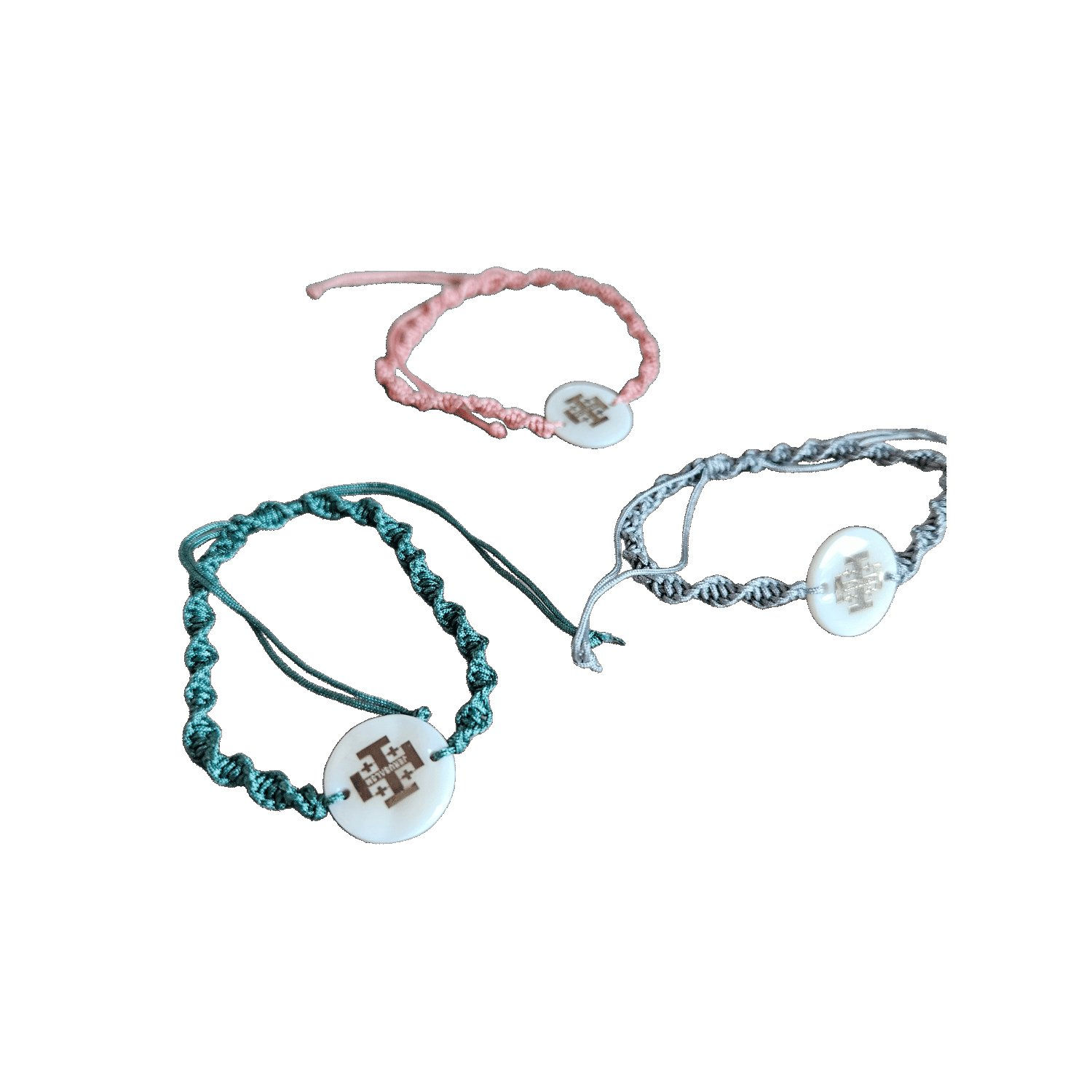 Bracelet en acrylique effet nacré – Croix de Jérusalem dorée