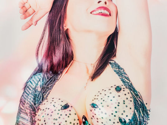 美しいモアシャハットで学ぶダンスの身体』6/24,7/1,8 zoom online木曜クラス