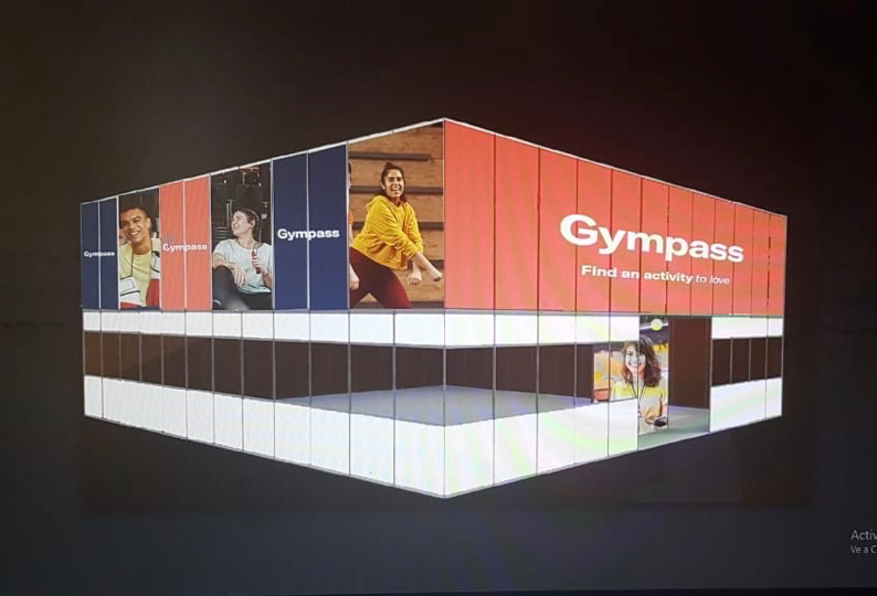 Auditorio_acuÌstico_con_plafoÌn_brande