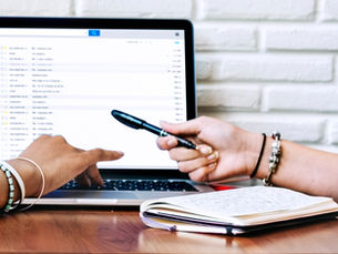 Etiqueta en Mensajes Digitales: Tu Redacción Refleja Tu Capacidad Profesional