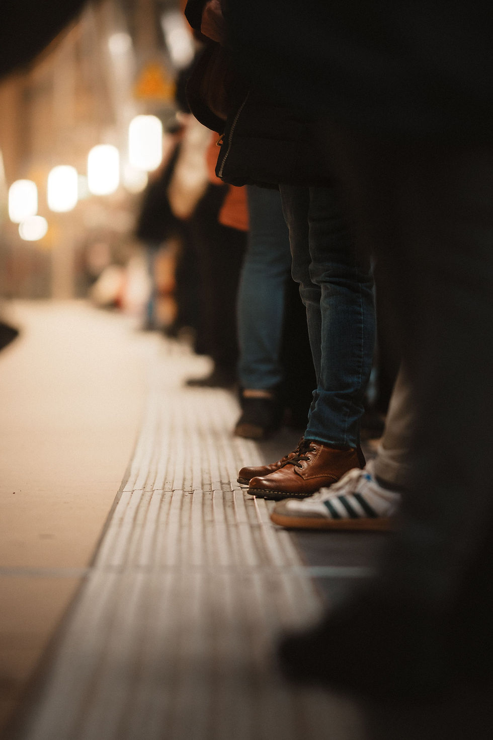 ¿Alguien se metió en la fila? El poder de la comunicación no verbal y la civilidad