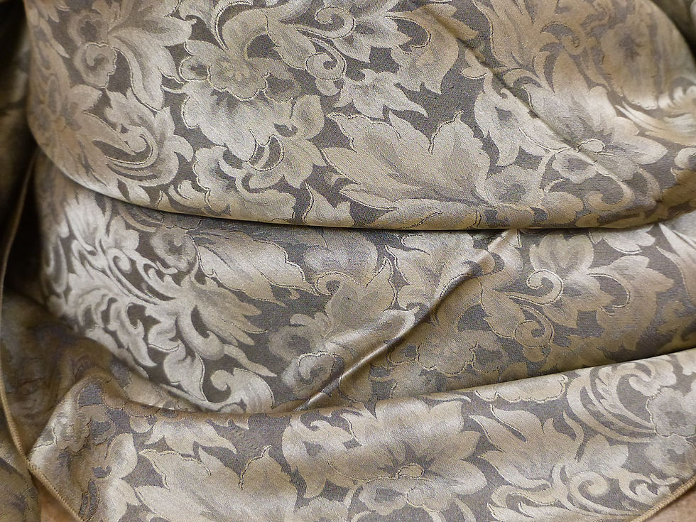 Miniature : Foulard Jacquard en Soie Suite