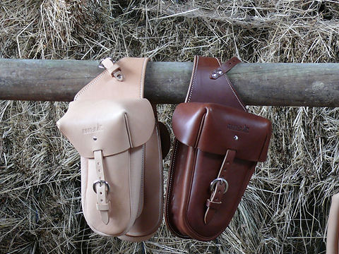 Sacoches arrières pour selle Western GM | equi-d Sacoches arrières pour selle Western GM | equi-d