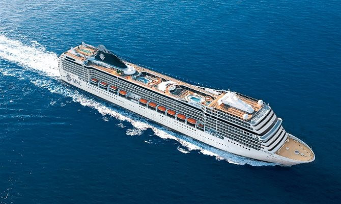 A viagem de 119 dias será realizada a bordo do MSC Poesia