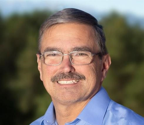 Meet Dan Snowberger, Elizabeth School District Superintendent