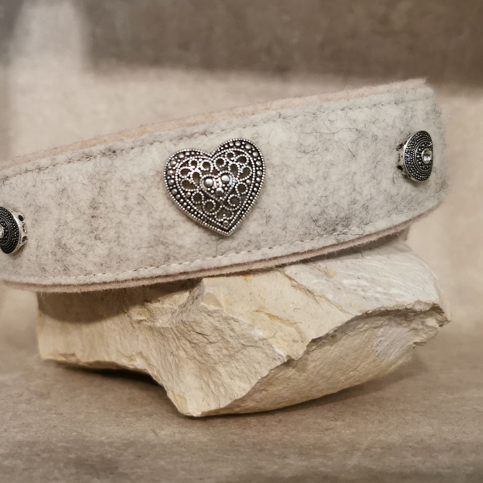 #1659 / mittlerer HU max. 39 cm - Metallklickverschluss - Wohlfühlh