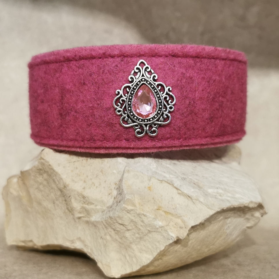 #1912 /mittlerer HU max. 29 cm - Metallklickverschluss - Wohlfühlh