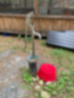 HAND CRANK WATER WELL