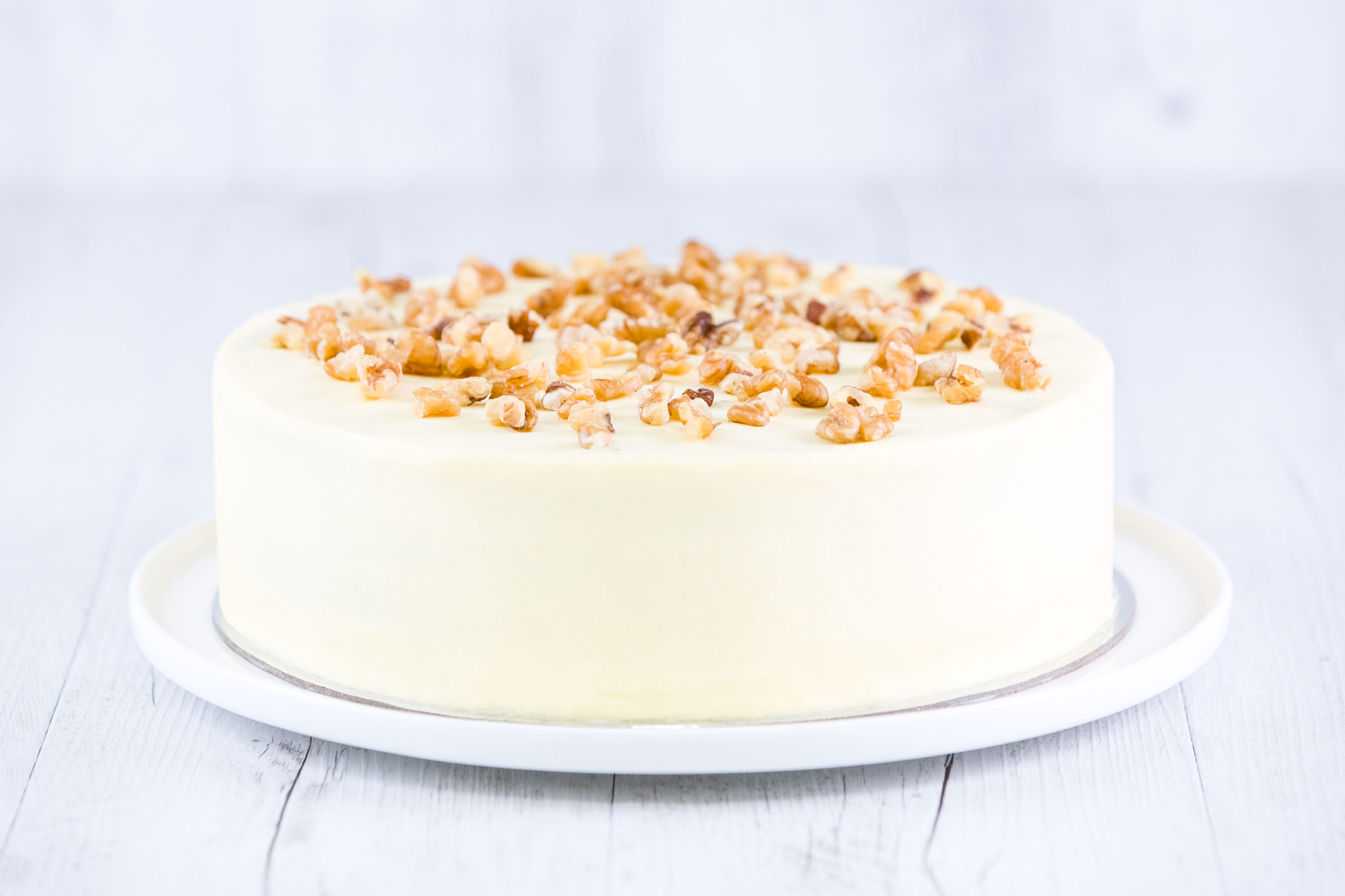 Large Californian Carrot & Walnut Cake