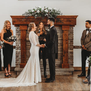 niagara wedding ceremony officiant - winery wedding west lincoln vineyard