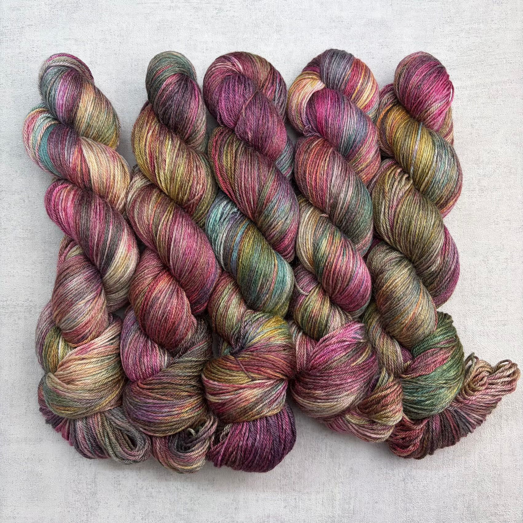 Nollaigh - 4PLY SWMerino/Bamboo/Silk