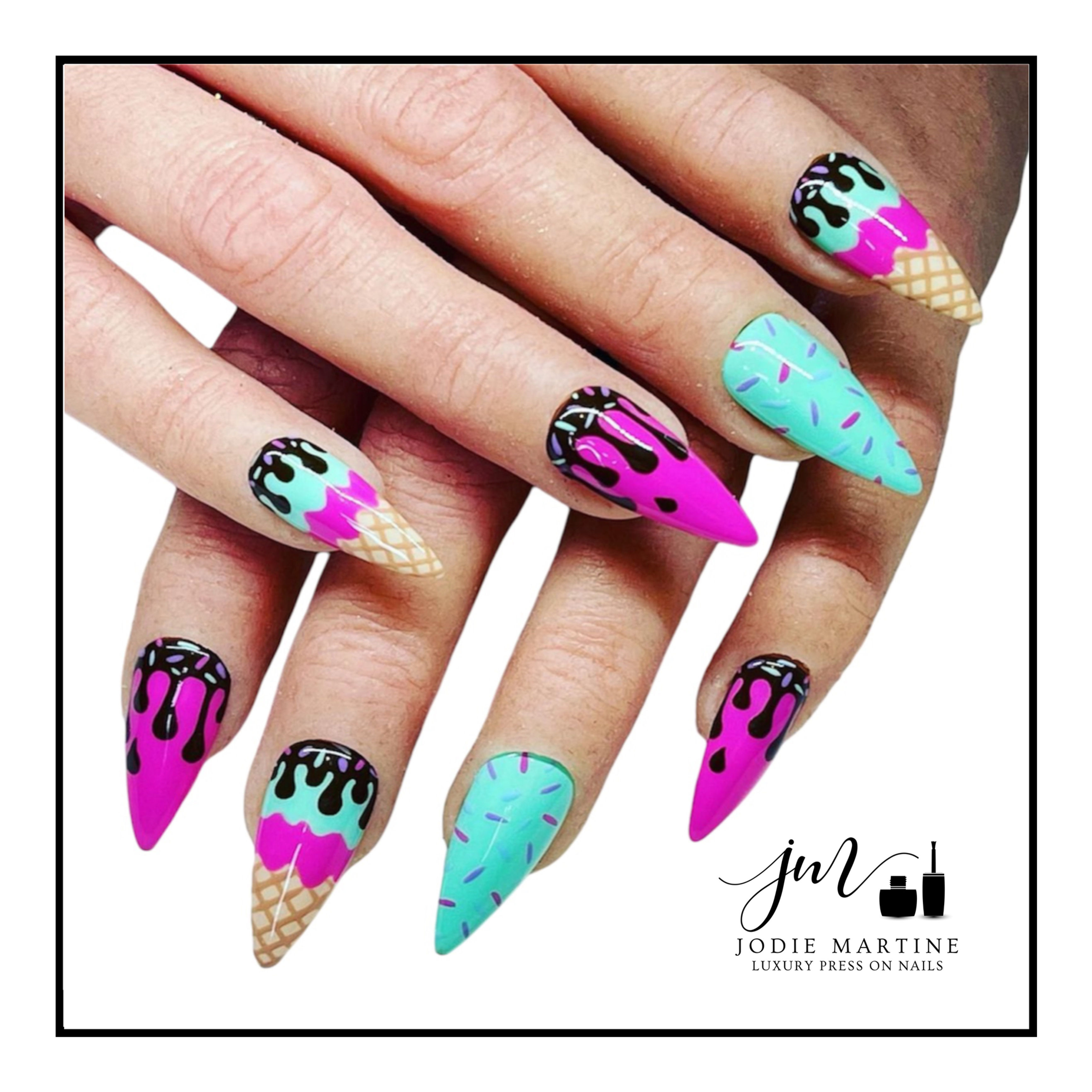 Ice cream Cones • Chocolate sauce & Sprinkles