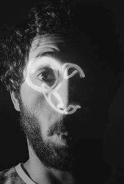 Guy Doenyas