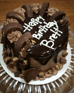 Chocolate peanut butter drip