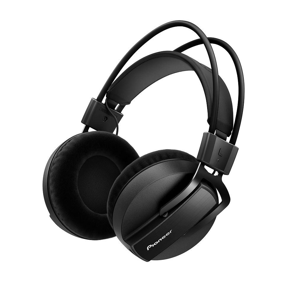 Thumbnail: Pioneer DJ HRM-7  (Studio Reference Headphones)