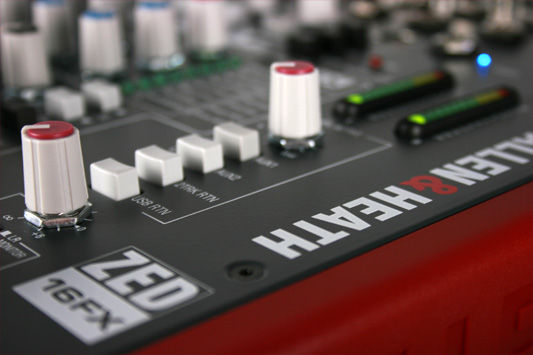 Thumbnail: ALLEN & HEATH ZED-16FX