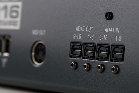 Thumbnail: ALLEN & HEATH ZED-R16