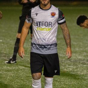 Randells signs on til 2027