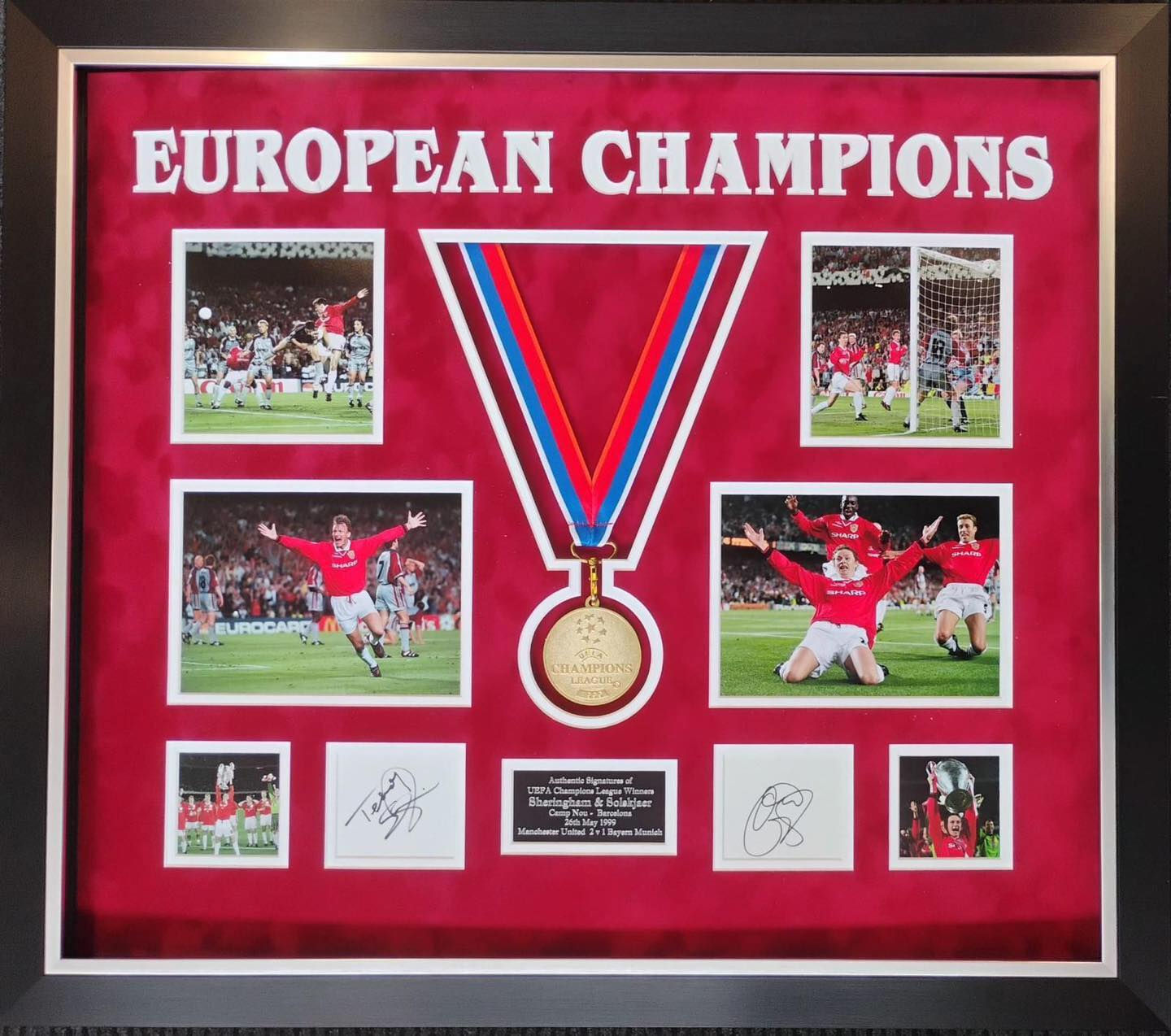 Hand signed Sheringham and Solskjaer white cards in Manchester United frame