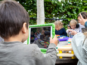 Digitale media in kinderdagverblijven: hoe pakken we dat aan?