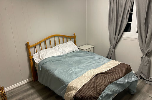 1 Queen Beds.jpg