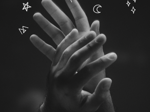 “Magic” – Elli Miro
Una canción moldeada por el tiempo, la enfermedad y la luz