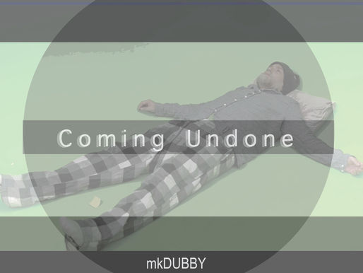 "Coming Undone": El viaje hipnótico de mkDUBBY a través del doblaje experimental y la palabra hablada