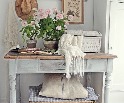 LO STILE SHABBY CHIC: COLORI, MATERIALI E LE DECORAZIONI CHE LO RENDONO PIU' BELLO