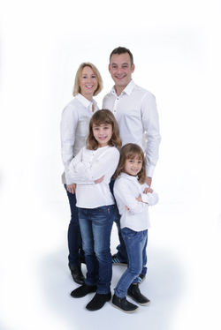 PORTRAIT FAMILLE ENFANT ADOLESCENT