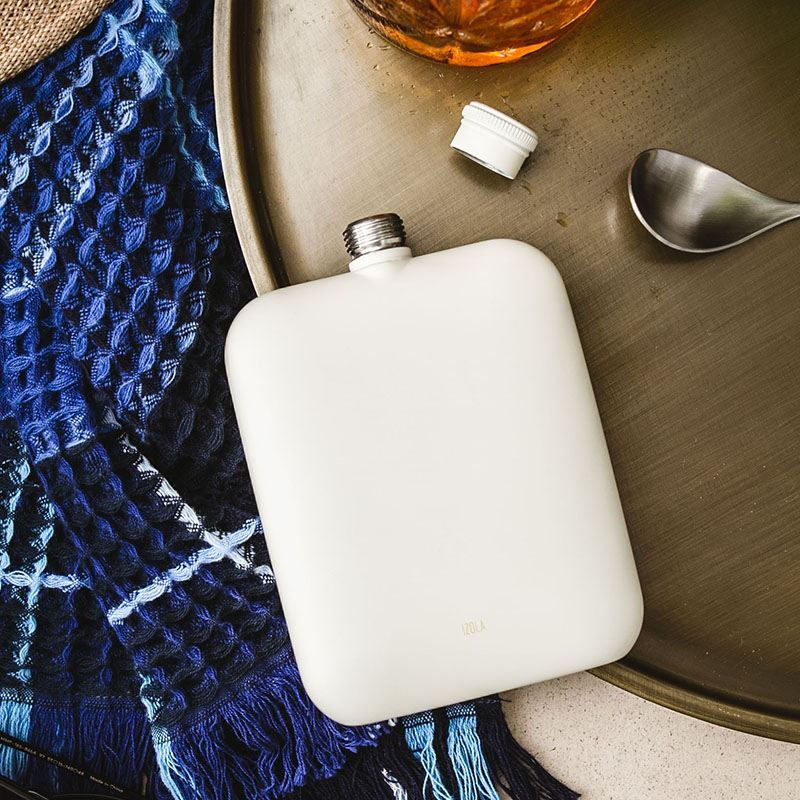 縮圖：IZOLA 不锈钢酒瓶 北极昼白 - 6oz