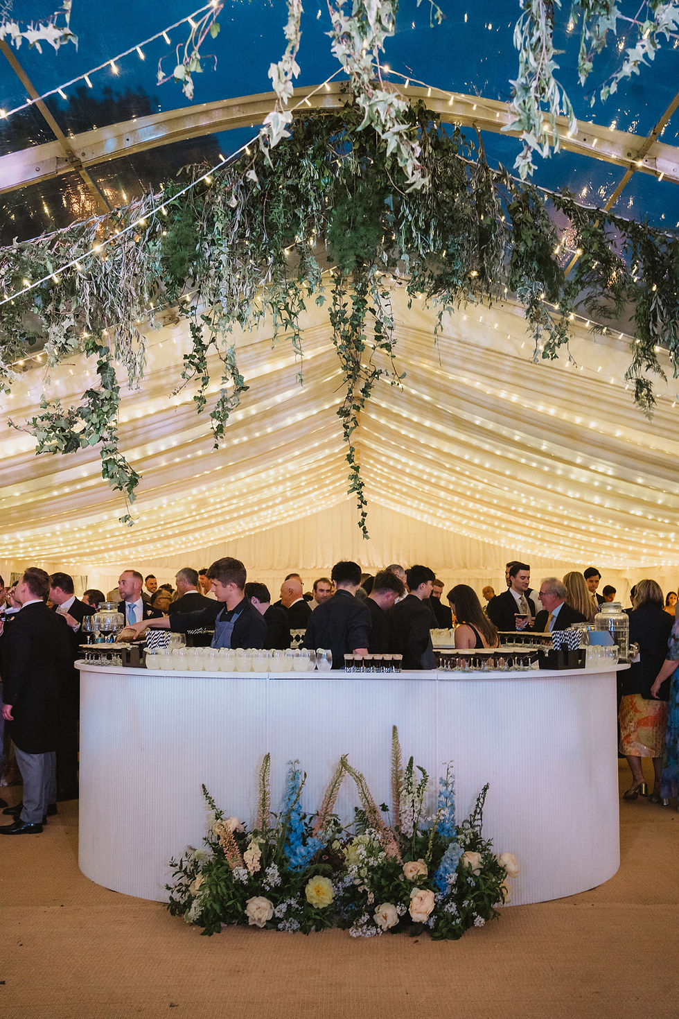 Hire the Alba bar from The Drunken Jockeys in Surrey. Perfect for weddings, parties & events with luxury mobile bar hire.